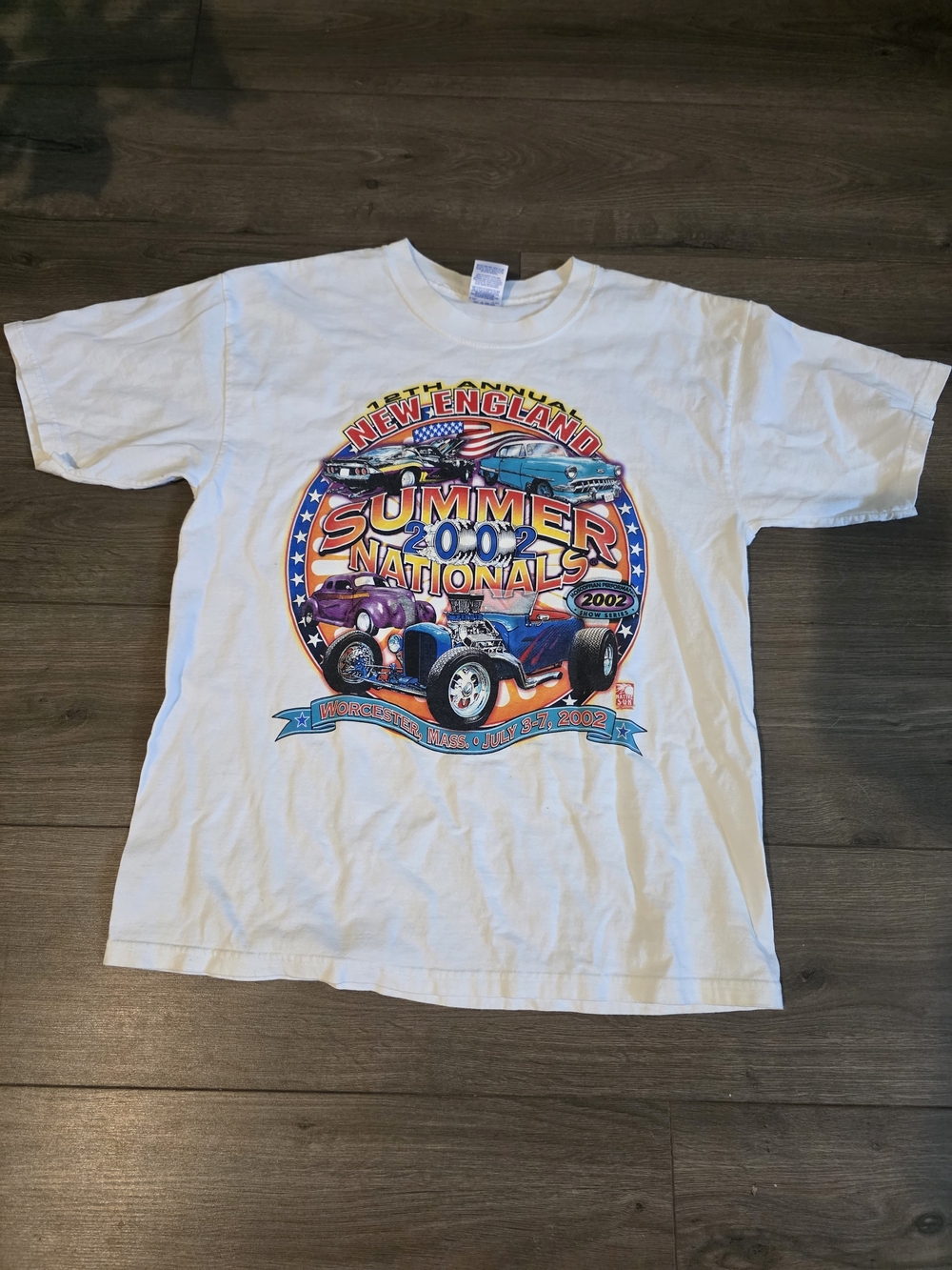 Gildan White Short Sleeve Tee with Colorful 'Summer Nationals 2002' Car Graphic